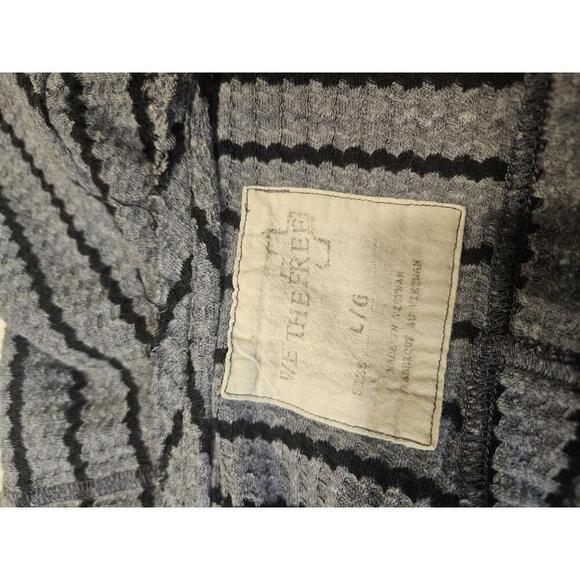 "We The Free" Casual Striped Distressed Edge Peplum Top #183 - Picture 8 of 8